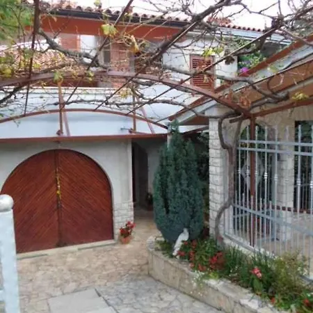 In With Terrace, Air Conditioning, Wifi, Washing Machine 3360-3 Banjole